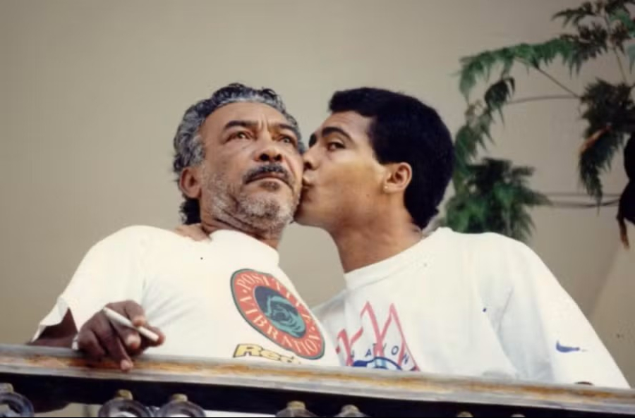 Desbloqueando memórias: o sequestro do pai de Romário, que poderia ter tirado o craque da Copa do Mundo