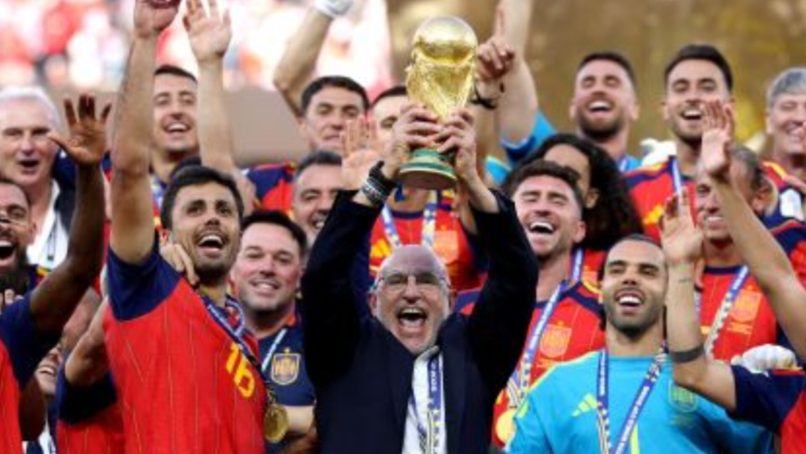 Espanha domina, bate Argentina na prorrogação e é bicampeã da Copa do Mundo
