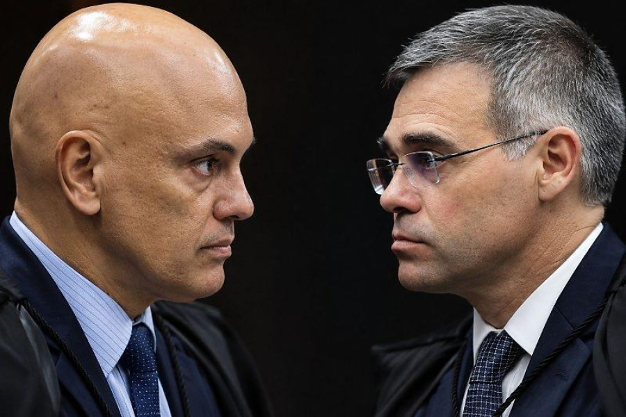Moraes contra-ataca e encaminha a Fachin pedido de investigação contra Mendonça no âmbito do inquérito das fake news