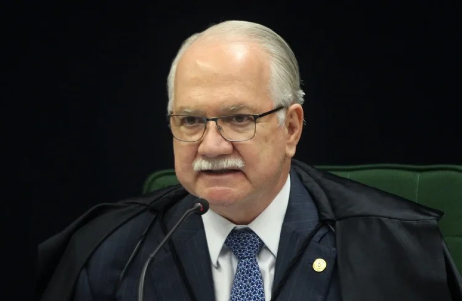 Fachin tira pedido de Moraes contra Mendonça do inquérito das fake news e leva caso à Presidência  